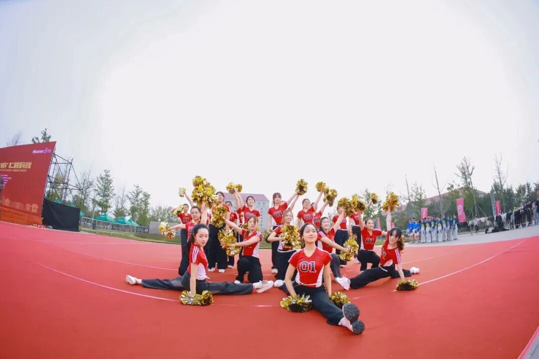 山大華天參加山東大學“海信杯”第二屆校園馬拉松啦啦操